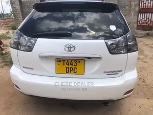 Toyota Harrier 2.4 2005 White