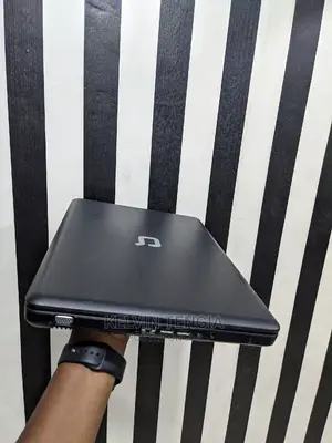 Laptop HP Compaq Presario CQ56 4GB Intel Core 2 Duo HDD 500GB