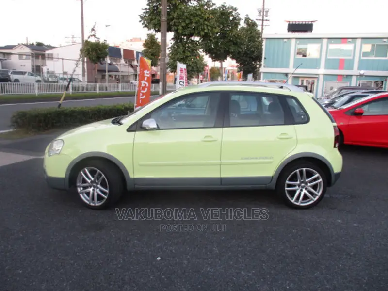 Volkswagen Polo 2008 Green