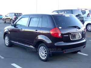 Mazda Verisa 2005 Brown