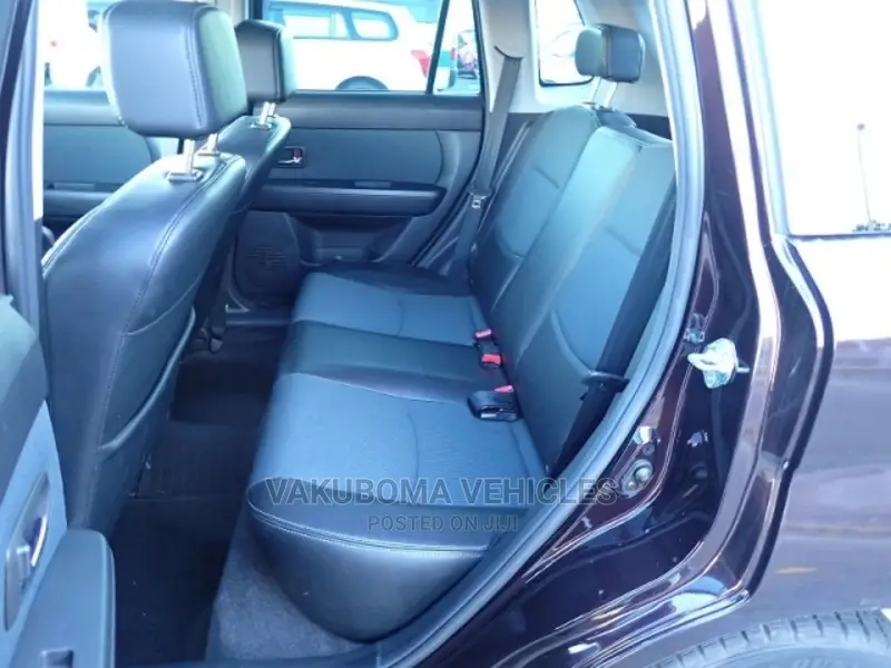 Mazda Verisa 2005 Brown