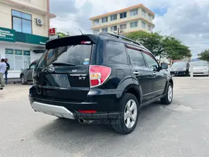 Subaru Forester 2011 Black