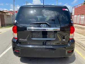 Toyota Corolla Rumion 2008 Black
