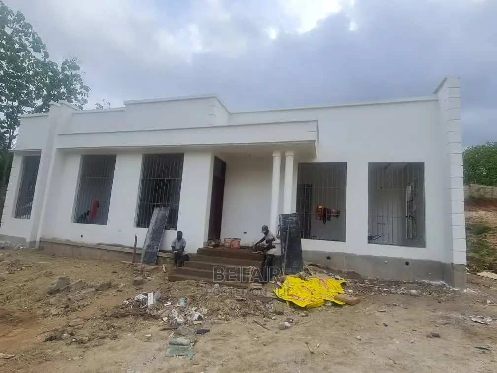 3bdrm House in Goba for Sale