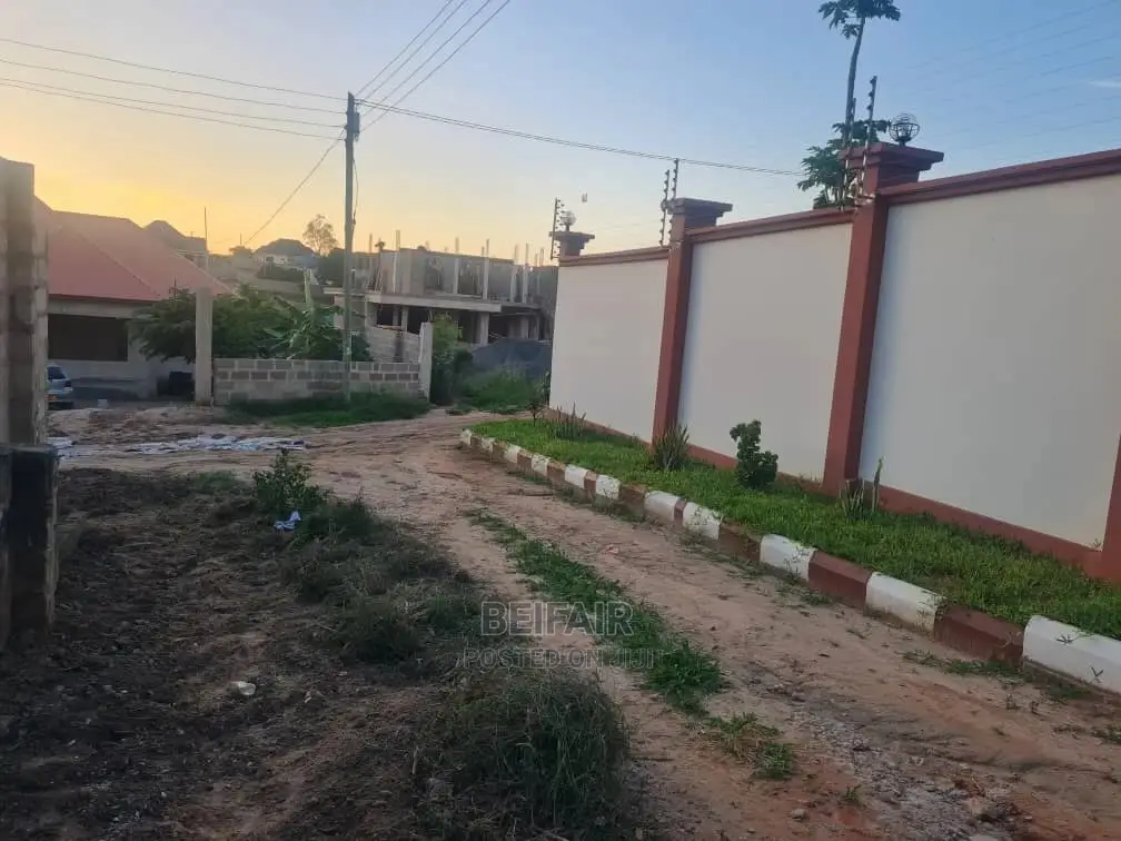 Kiwanja Kinauzwa Goba Centre