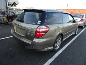 Subaru Legacy 2007 Gold