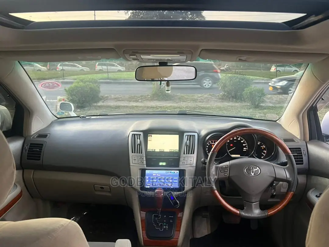 Toyota Harrier 2006 White