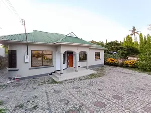 3bdrm Farm House in Kimara Stop Over, Kinondoni for Rent