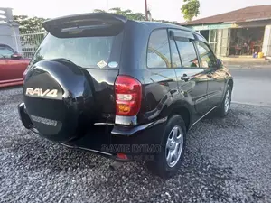 Toyota RAV4 1.8 2005 Black