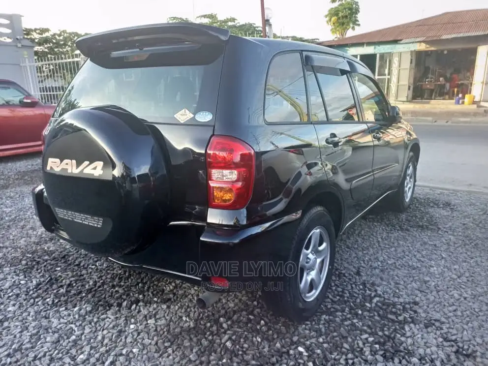 Toyota RAV4 1.8 2005 Black
