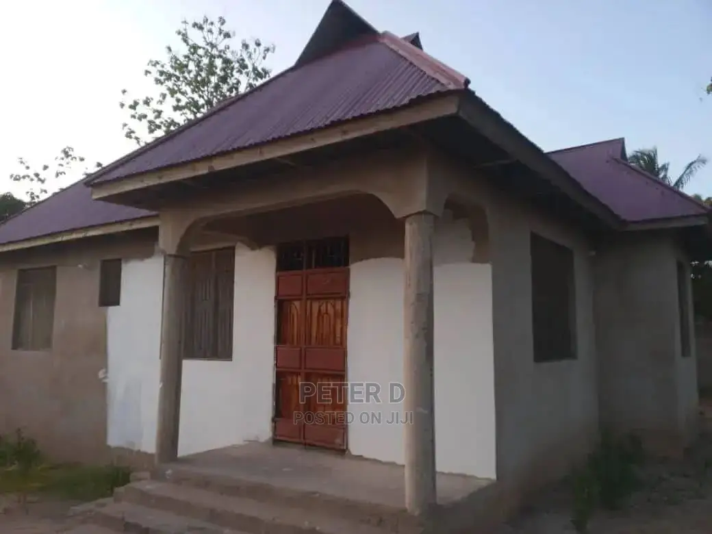 3bdrm House in Goba for Sale