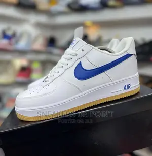 Nike Air Force 1