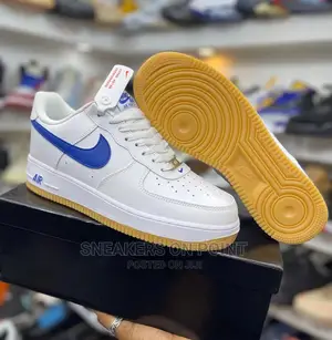 Nike Air Force 1