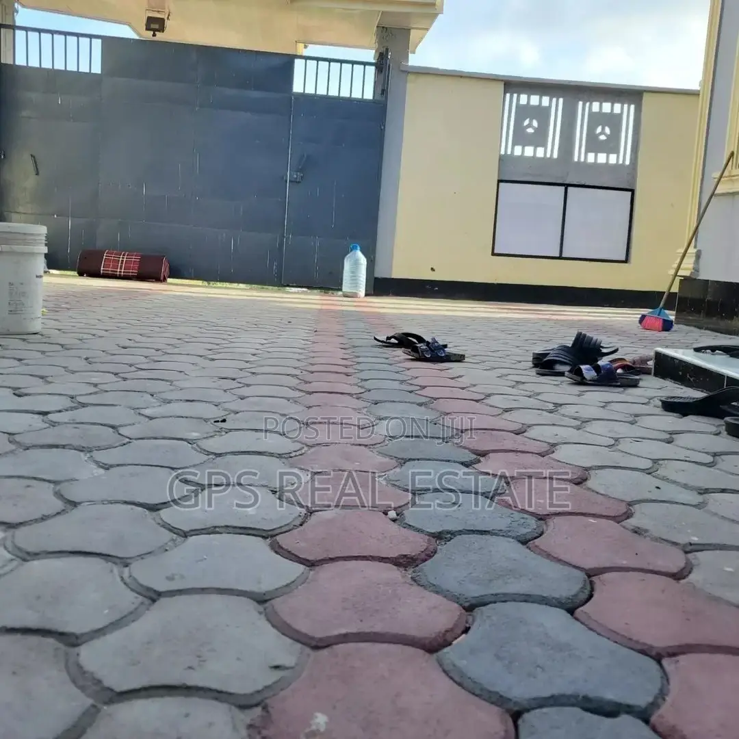 3bdrm House in Mbagaka Kwambiku, Temeke for Sale