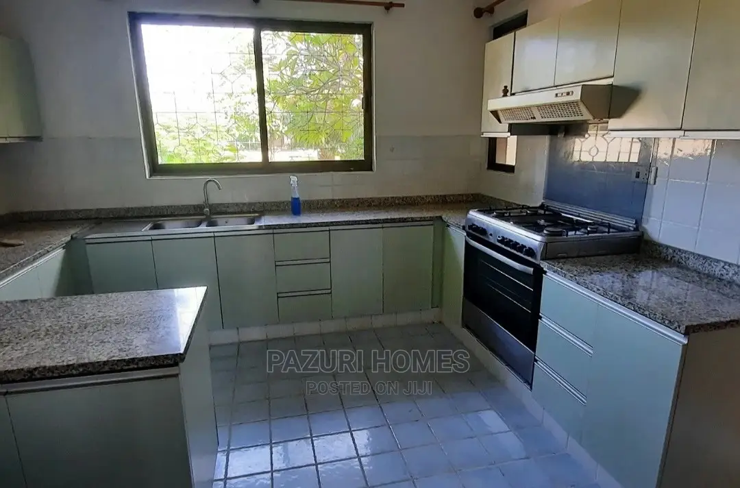 4bdrm Villa in Oysterbay, Masaki for rent