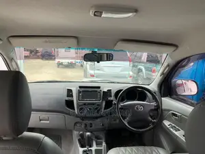 Toyota Hilux 2007 Silver