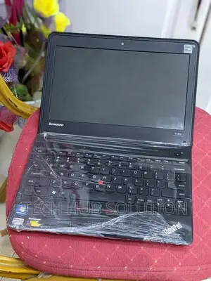 New Laptop Lenovo ThinkPad X130e 4GB Intel SSD 500GB