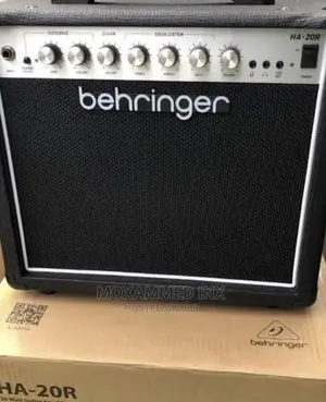 Behringer 20watts Guitar Amplifier