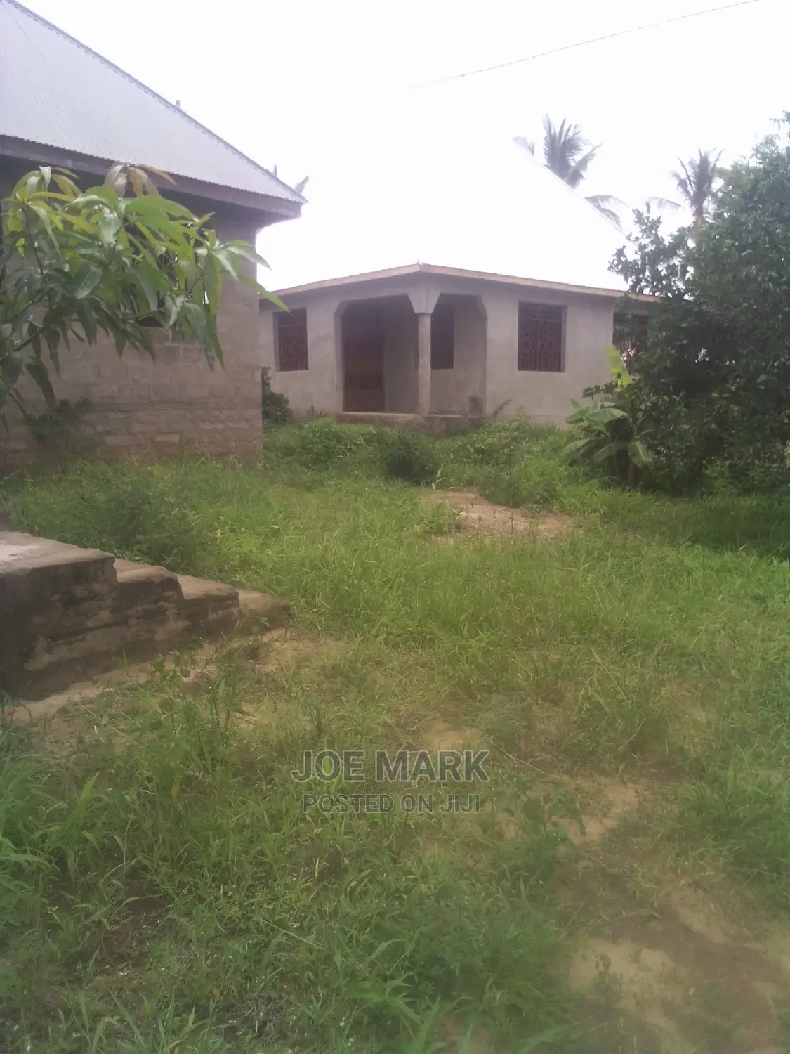 5bdrm House in Mark Real Estate, Kibaha for Sale