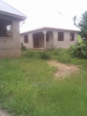 5bdrm House in Mark Real Estate, Kibaha for Sale