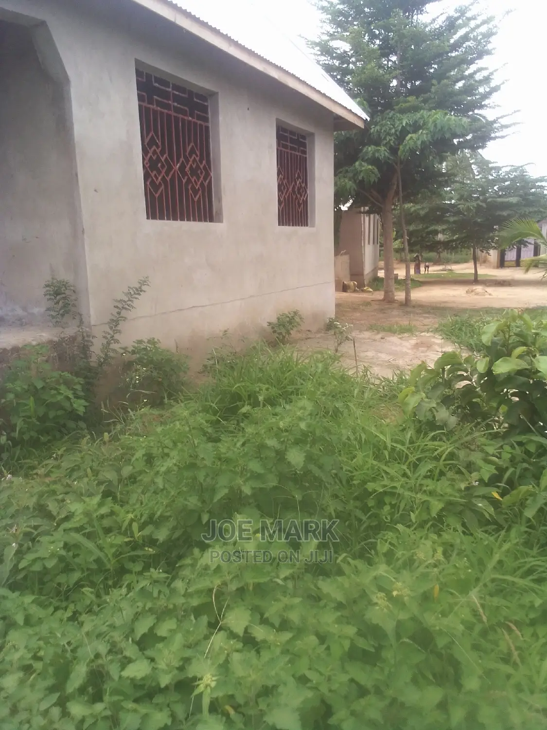 5bdrm House in Mark Real Estate, Kibaha for Sale