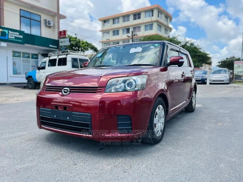 Toyota Corolla Rumion 2008 Red