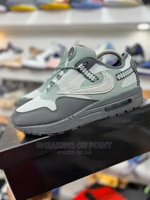 *Nike Travis Scott* *Airmax* *Size 40,41,42,43,44,45*
