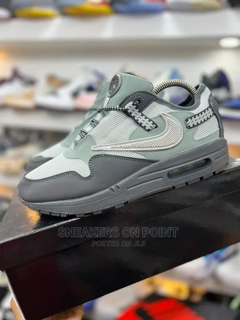*Nike Travis Scott* *Airmax* *Size 40,41,42,43,44,45*