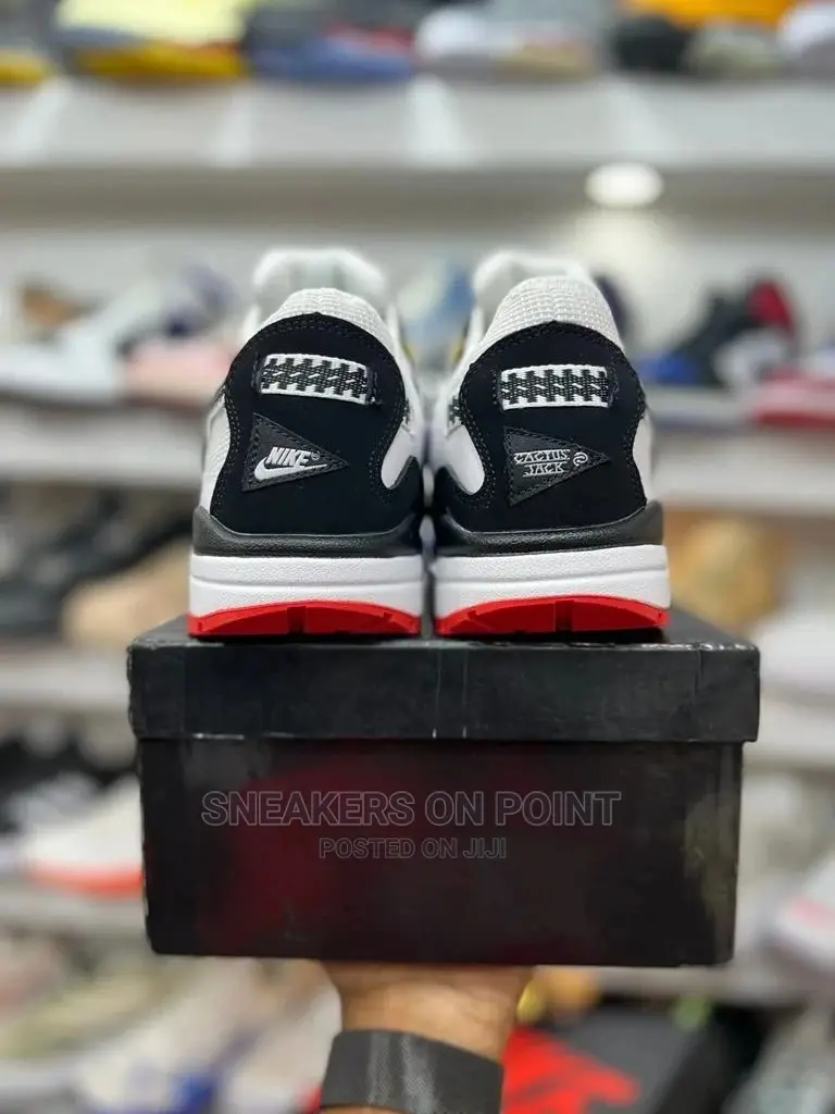 *Nike Travis Scott* *Airmax* *Size 40,41,42,43,44,45* *