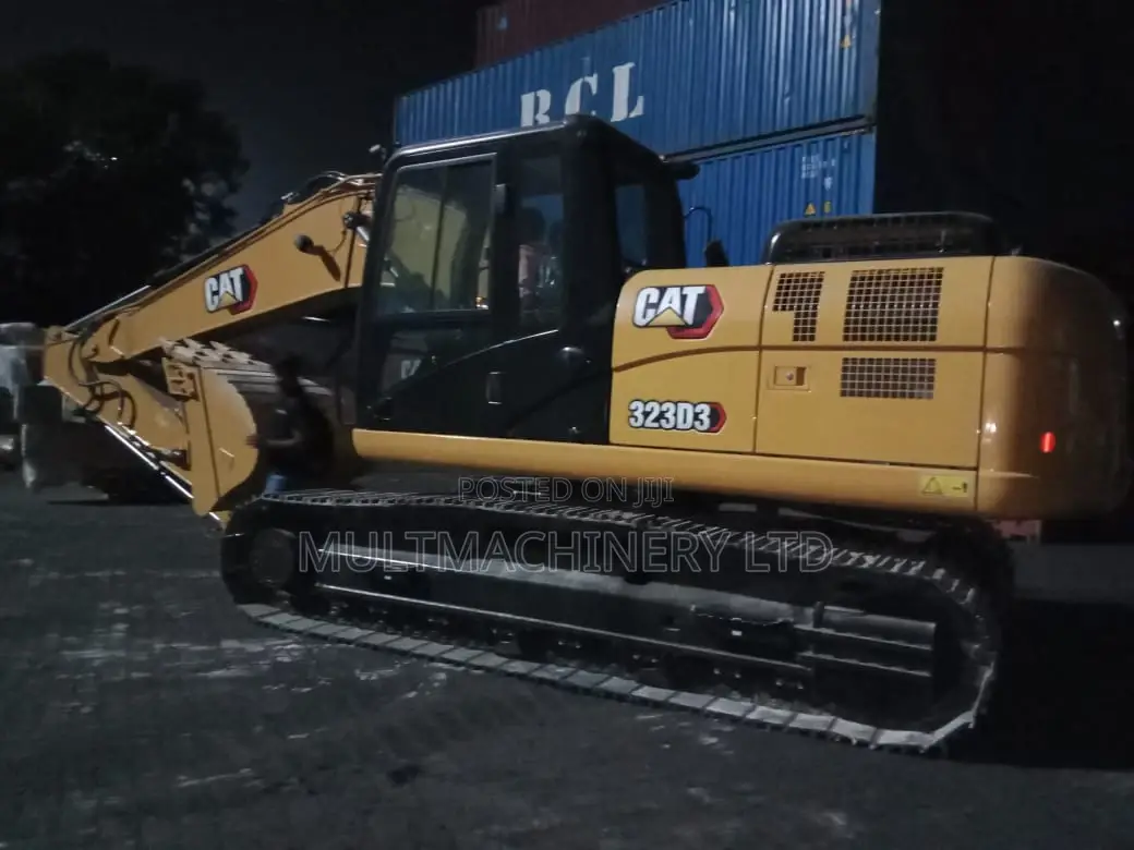 Bland New Caterpillar 323D3