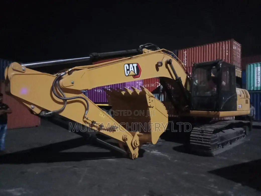 Bland New Caterpillar 323D3