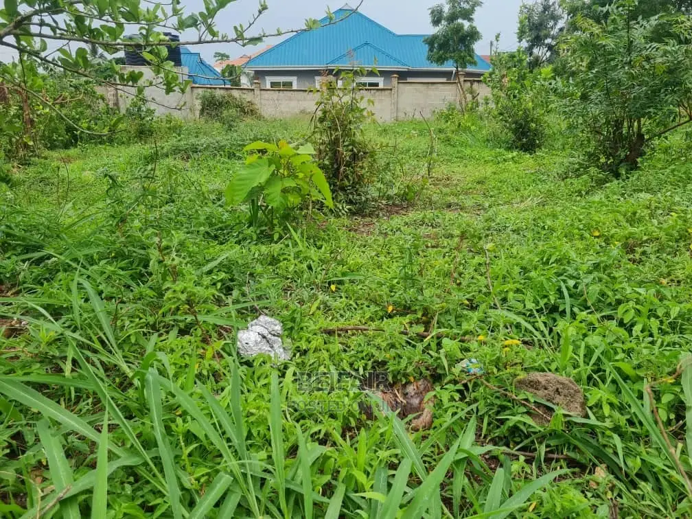 Kiwanja Kizuri Kinauzwa Goba Kulangwa