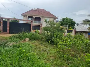 Kiwanja Kizuri Kinauzwa Goba Kulangwa