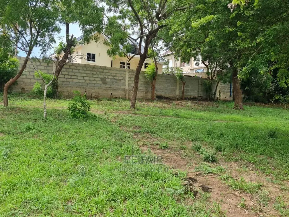 Kiwanja Kinauzwa Madale