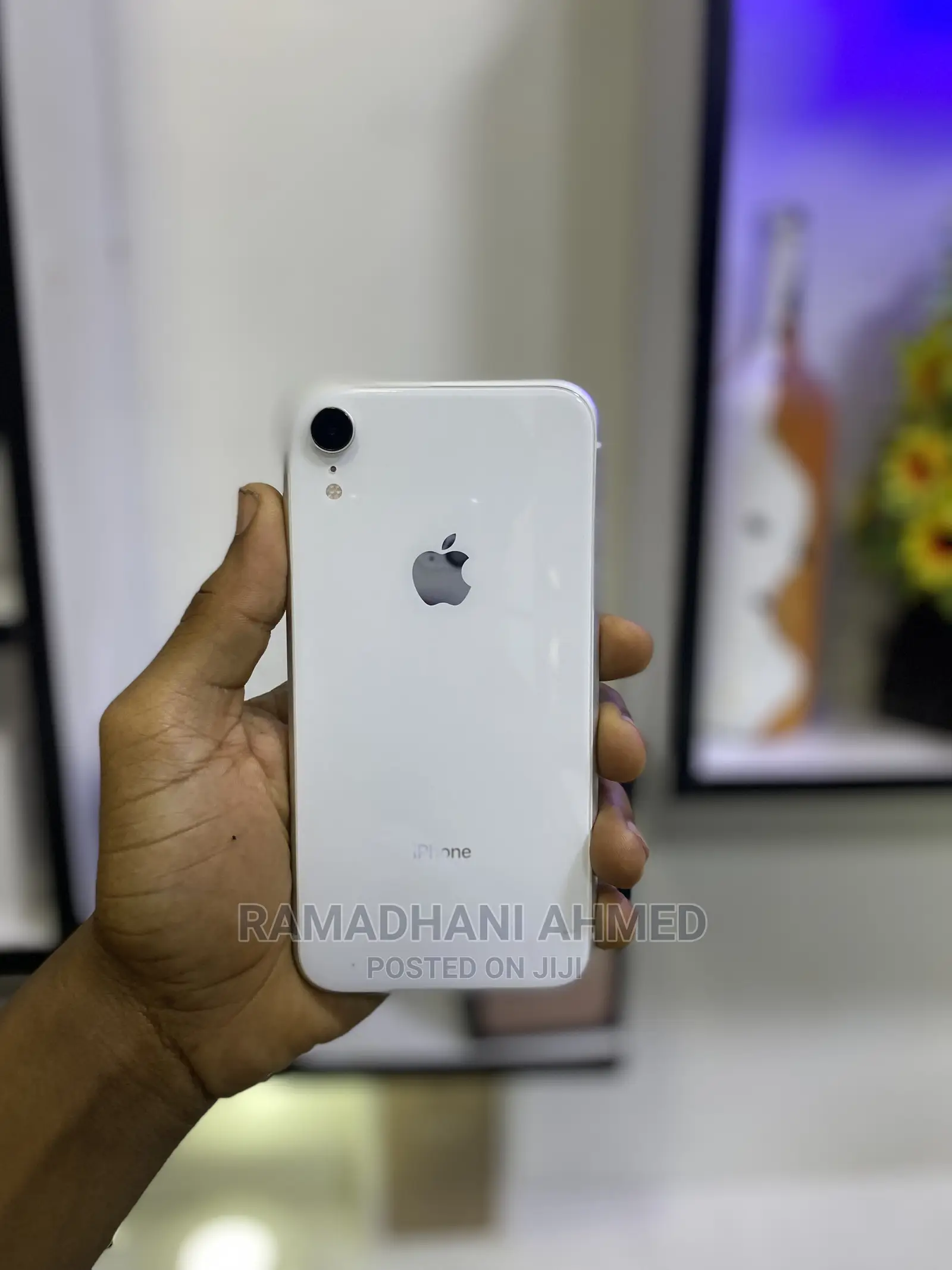 Apple iPhone XR 128 GB White