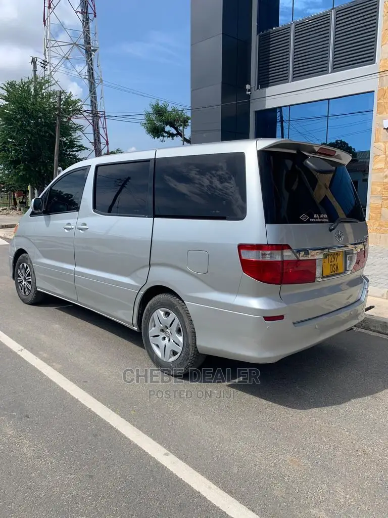 Toyota Alphard 2005 Silver