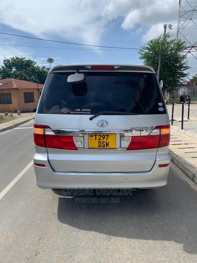 Toyota Alphard 2005 Silver