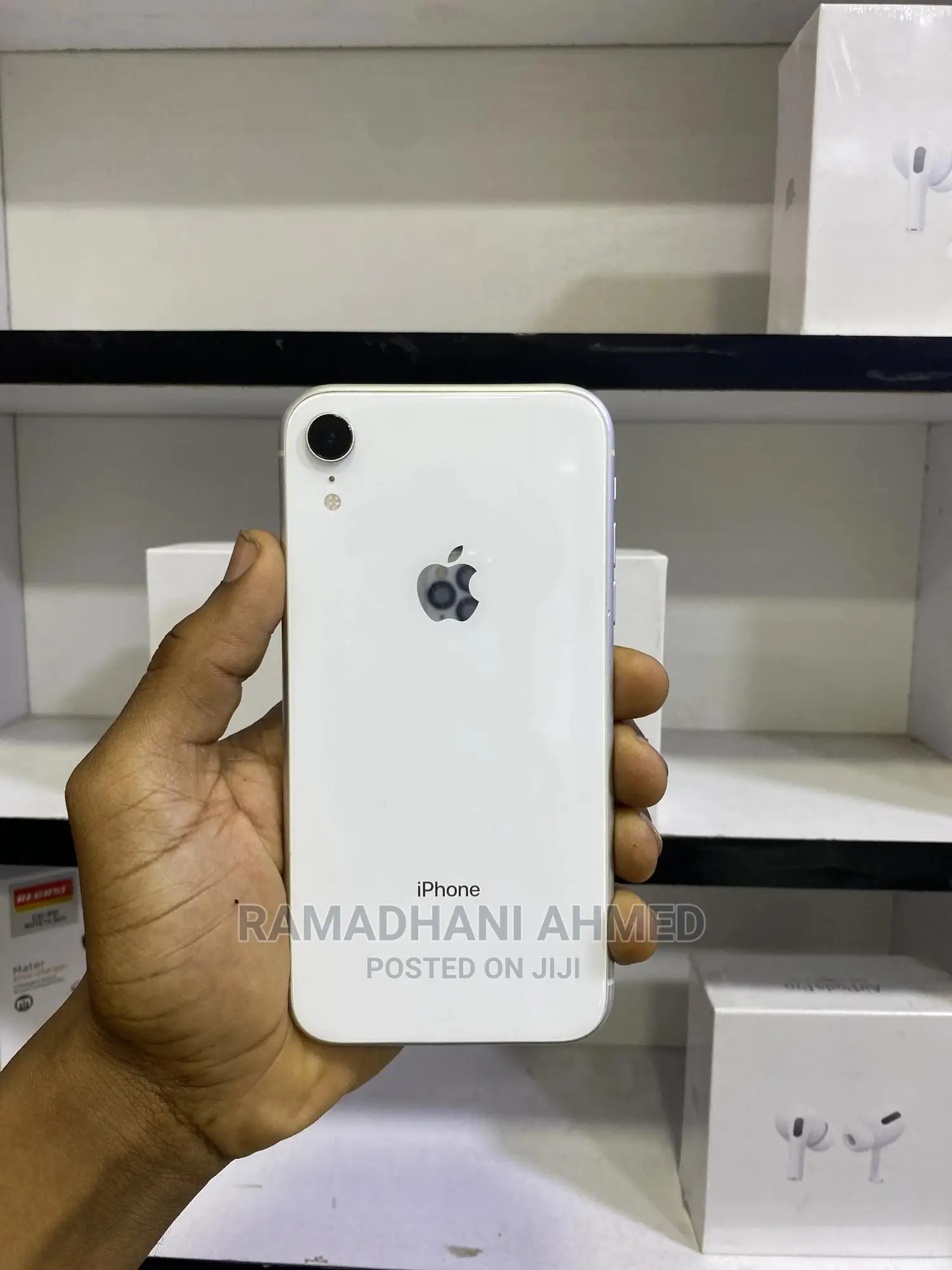 Apple iPhone XR 128 GB White