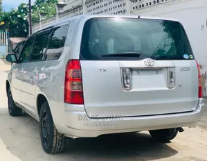 Toyota Succeed 2004 Silver