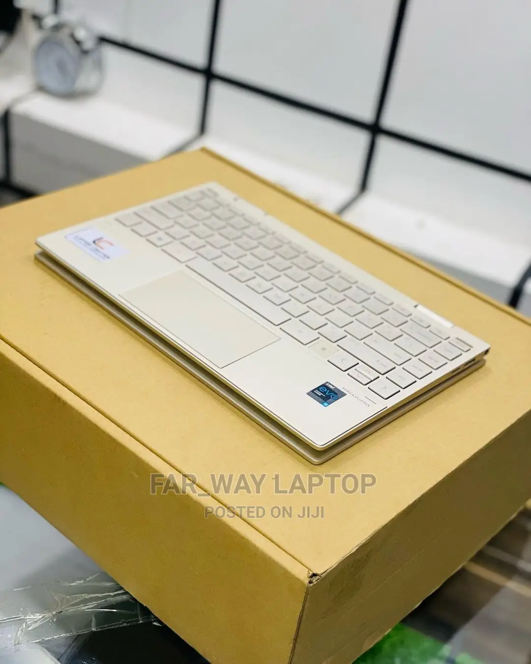 New Laptop HP Envy 13 8GB Intel Core I5 SSD 256GB