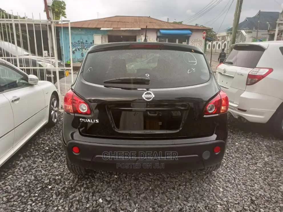 Nissan Dualis 2011 Black