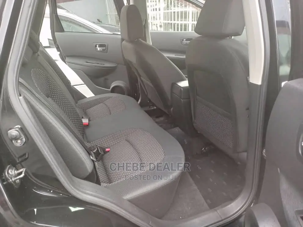 Nissan Dualis 2011 Black