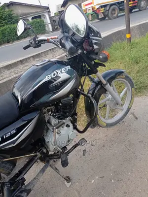 Bajaj Boxer 125 2022 Black