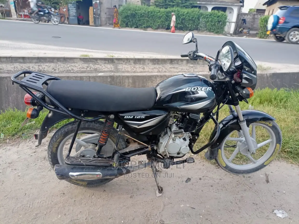 Bajaj Boxer 125 2022 Black
