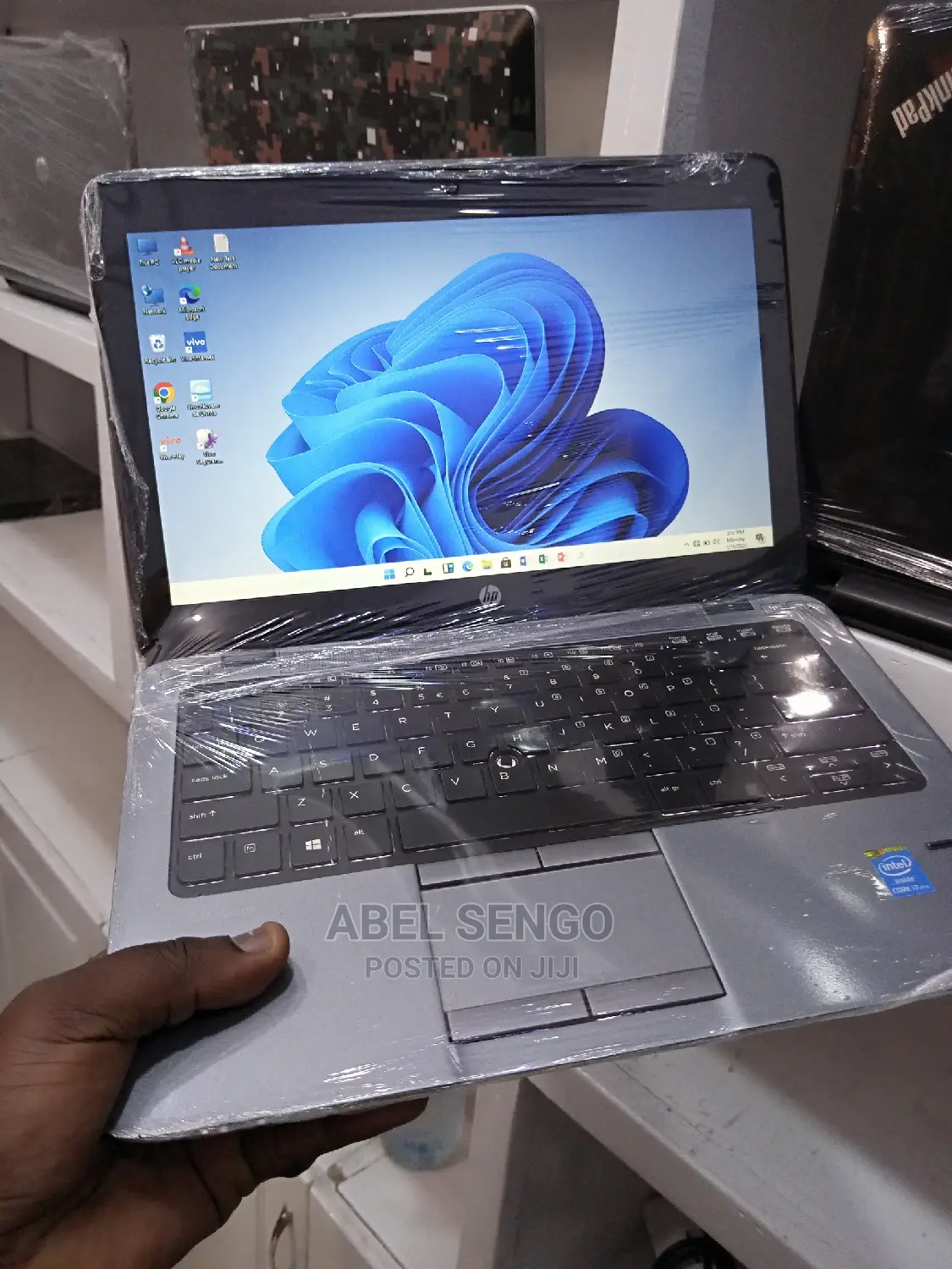 Laptop HP EliteBook 820 G3 8GB Intel Core I7 HDD+SSD 500GB