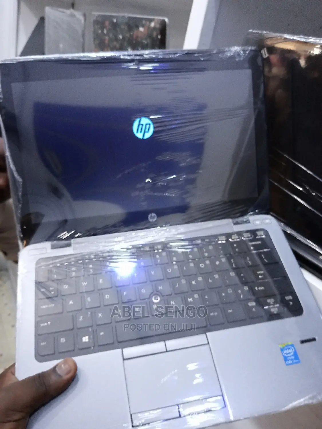 Laptop HP EliteBook 820 G3 8GB Intel Core I7 HDD+SSD 500GB