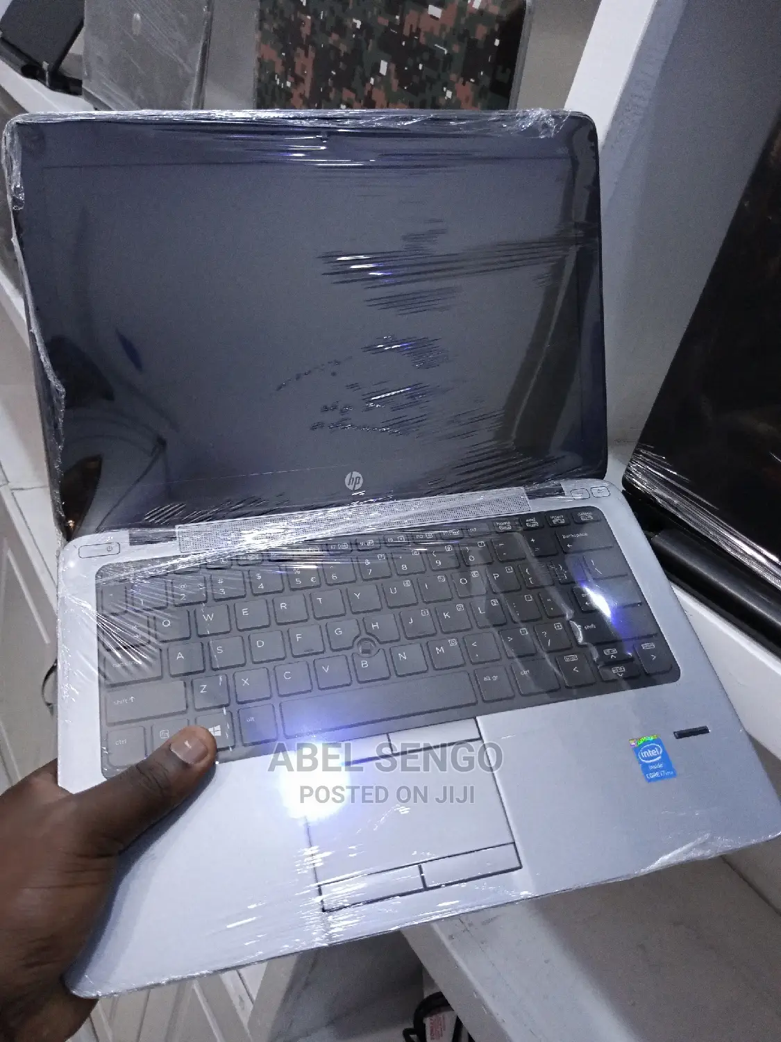 Laptop HP EliteBook 820 G3 8GB Intel Core I7 HDD+SSD 500GB