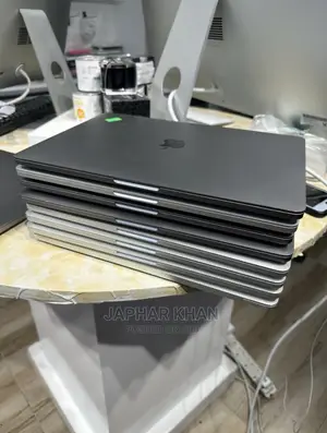 Laptop Apple MacBook Pro 2017 8GB Intel Core I5 SSD 512GB