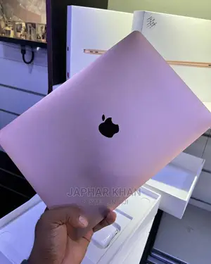 New Laptop Apple MacBook Pro 2017 16GB Intel Core I7 SSD 512GB