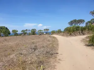 Viwanja Karibu Na Ufukwe Wa Bahari